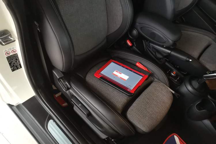 Used MINI 2019 1.5T COOPER Classic Edition Right Front Seat