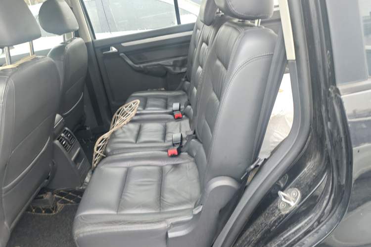 Used Volkswagen Touran 2013 1.4T DSG Comfort Edition 5-Seater Left Rear Seat