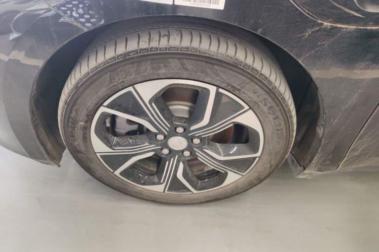 Used Hongqi E-QM5 2021 Charging Version Flagship Edition
