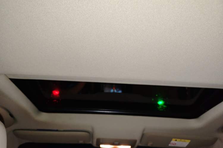 Used Chevrolet Cruze 2015 1.5L Classic SE MT Headliner