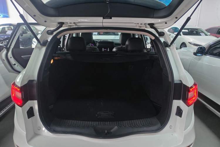 Used Renault Koleos 2017 2.0L Two-Wheel Drive Luxury Edition
