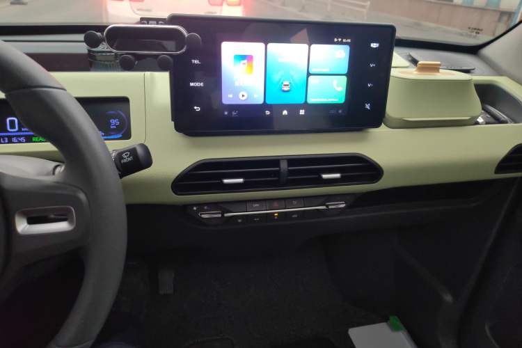 Used Geely Galaxy Panda 2023 Panda Mini 200km Dynamic Bear