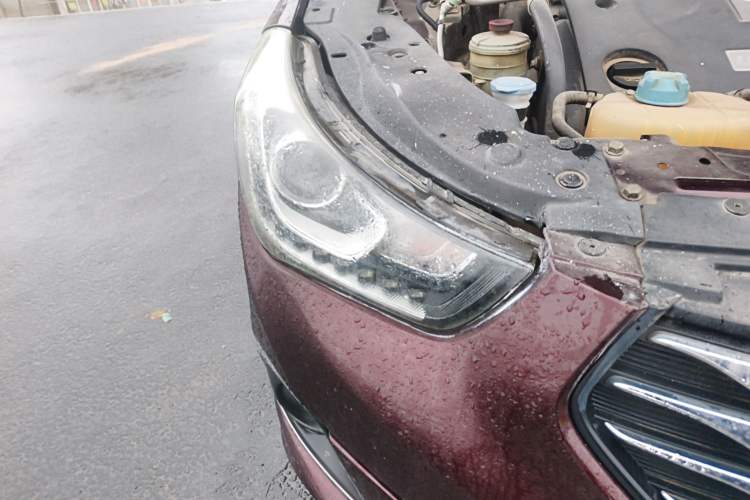 Used GAC Trumpchi GA6 2015 1.8T DCT Luxury Navigation Model Right Front Headlight