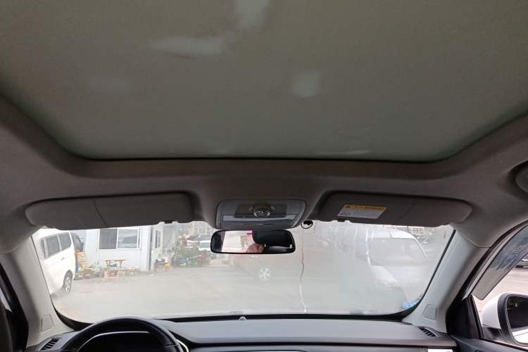 Used Roewe RX5 2019 20T Two-Wheel Drive Automatic 4G Connected Platinum Edition