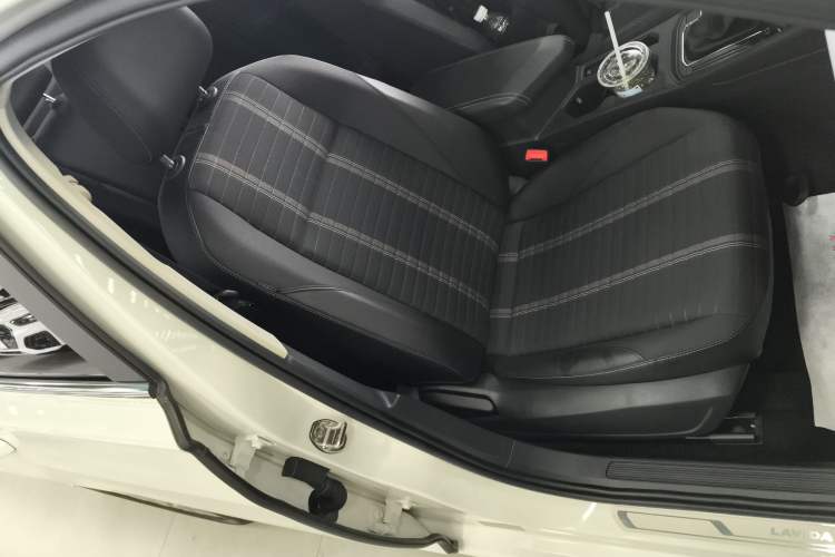 Used Volkswagen Lavida 2019 1.5L Automatic Vision Edition China VI Standard