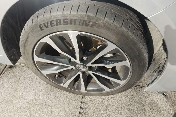 Used Toyota Levin 2022 Dual-Motor 1.8H E-CVT Sport Edition
