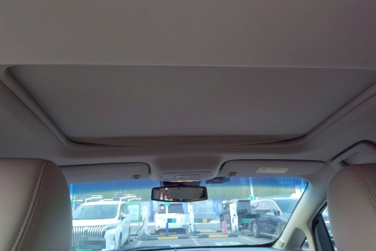 Used Buick GL8 2018 28T Luxury Model China VI Standard Headliner