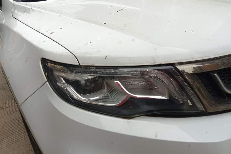 Used Geely Auto Emgrand X7 Sport 2020 1.8TD DCT Two-Wheel Drive Smart Connect 4G-Enabled Version