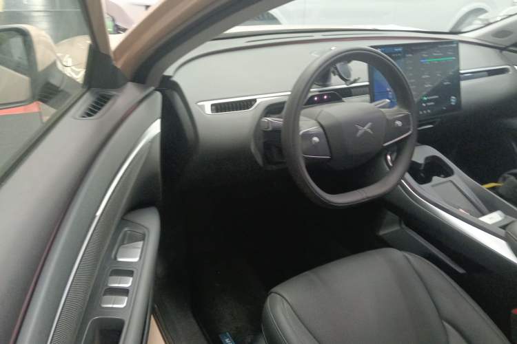 Used XPeng MONA M03 2024 620 with Ultra-Long Range
