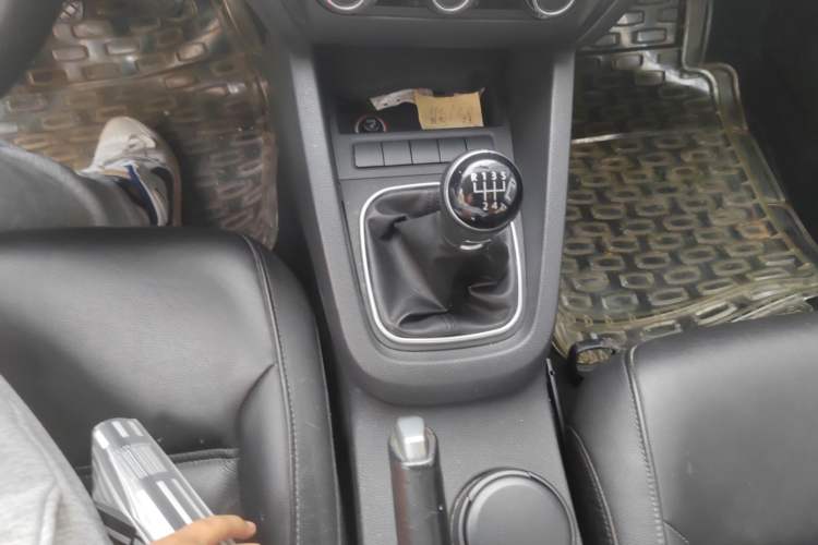 Used Volkswagen Sagitar 2012 1.6L Manual Comfort Model