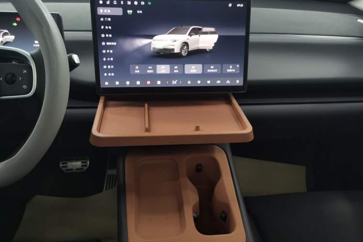 Used Leapmotor C10 2024 210 LiDAR Version Audio And AC Panel