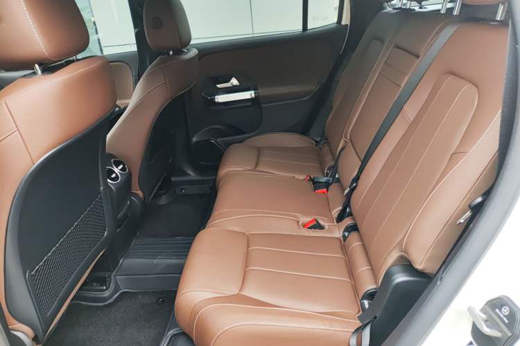 Used Mercedes-Benz GLB 2024-Year Restyled GLB 200 Dynamic Edition
