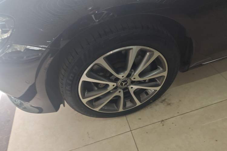 Used Mercedes-Benz E-Class 2018 Facelifted E 300 L Stylish Version
