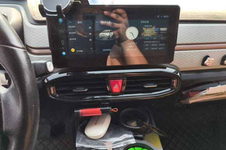 Used SOL E10X 2021 302 km Range Luxury Version 31.4 kWh