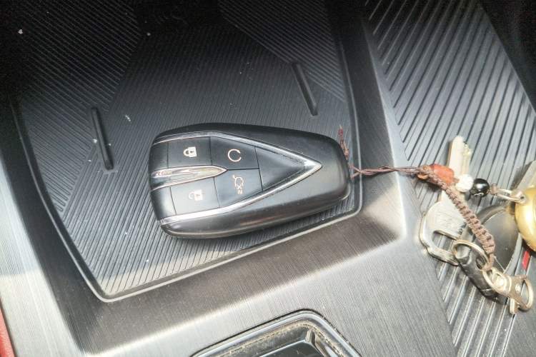 Used CHANGAN OSHAN Z6 2023 Blue Whale 2.0T Automatic Zhiyuan Model Vehicle Key