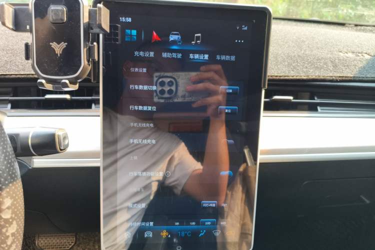 Used NETA V 2021 Standard Range Entertainment Edition Audio And AC Panel