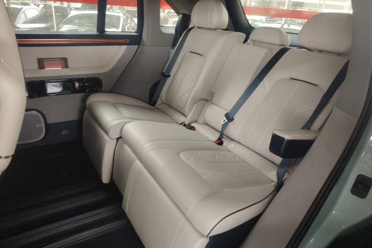 Used Zeekr MIX 2025 Long-Range Intelligent Driving Edition
