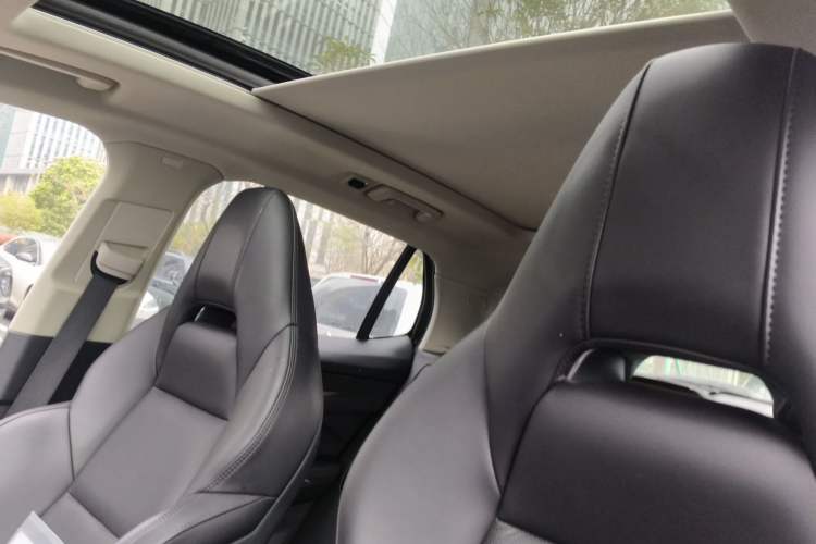 Used Lynk & Co 01 2021 2.0TD Two-Wheel-Drive Pro Trim