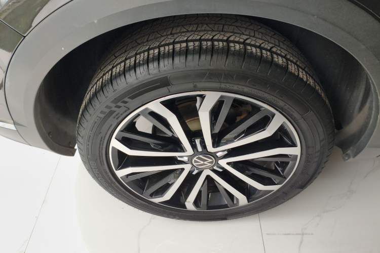 Used Volkswagen T-ROC 2021 280TSI DSG Two-Wheel Drive Comfort Connect Edition
