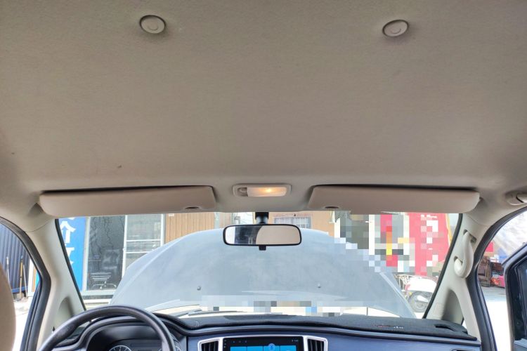 Used FORTHING Lingzhi 2022 M5L 1.6L Utility Model 7 Seats
