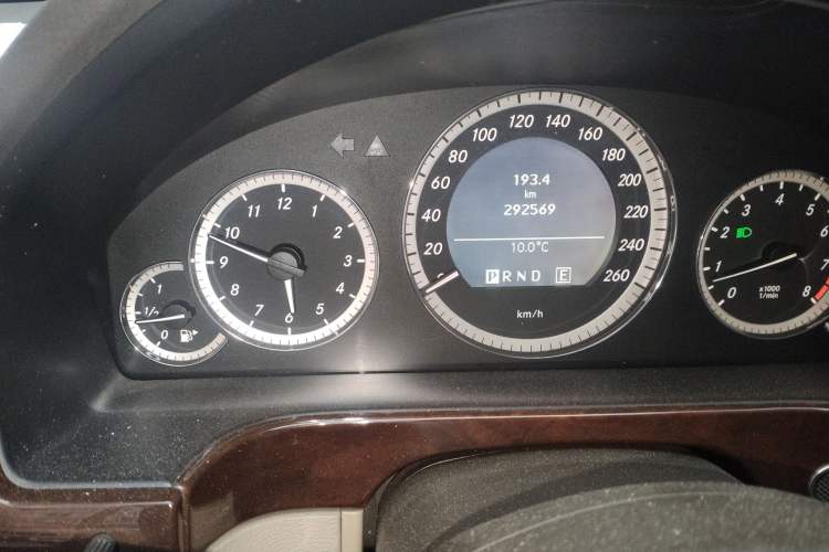 Used Mercedes-Benz E-Class 2010 E 260 L CGI Elegant Model