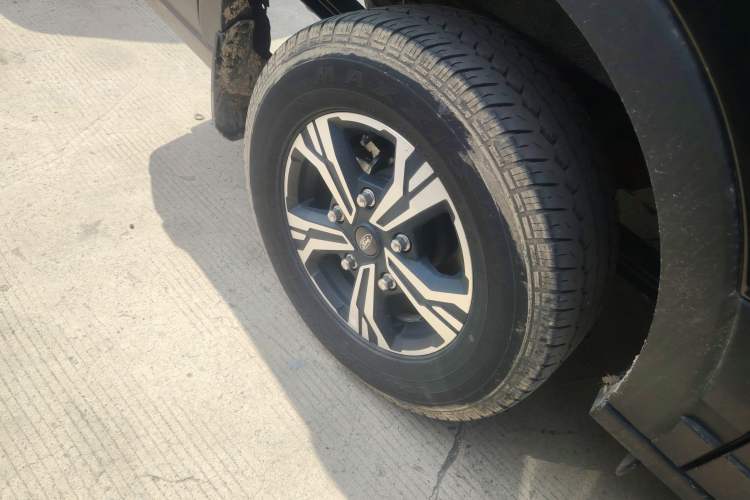 Used Ford Transit T8 2024 T8 2.3T Diesel Automatic Mid-axle Mid-roof 7-seater Business & Travel Edition
