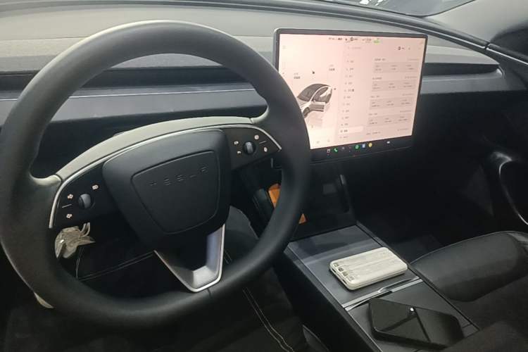Used Tesla Model 3 2023 Long-Range All-Wheel-Drive Version