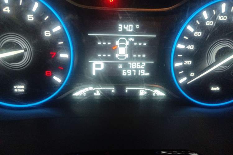 Used GAC Trumpchi GS4 2018 235T Automatic Two-Wheel Drive Luxury Smart Connectivity Version Odometer Close Up