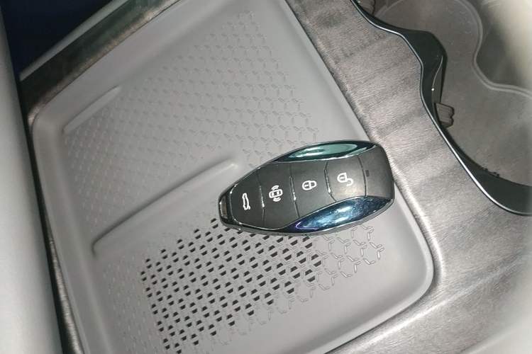 Used Hongqi Tiangong 08 2025 680 Ultra Four-Wheel-Drive Version Interior 1