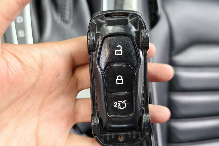 Used Ford Mondeo 2013 2.0L GTDi 200 Luxury Model
