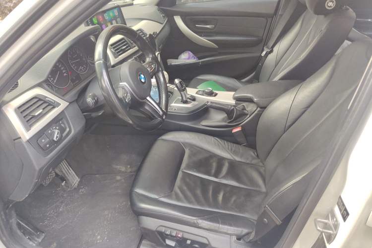 Used BMW 3 Series 2014 320i Sport Edition
