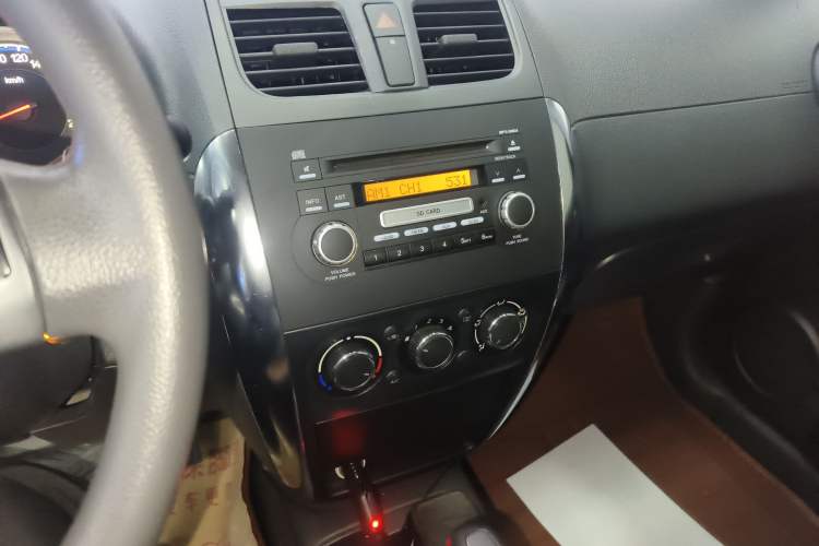 Used Suzuki SX4 2013 1.6L Automatic CoolRide Model
