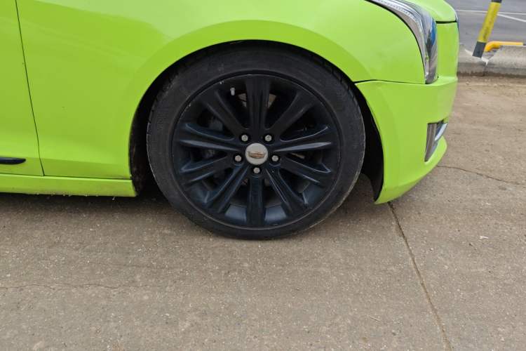 Used Cadillac ATS-L 2016 28T Fashion Edition Right Front Wheel Hub