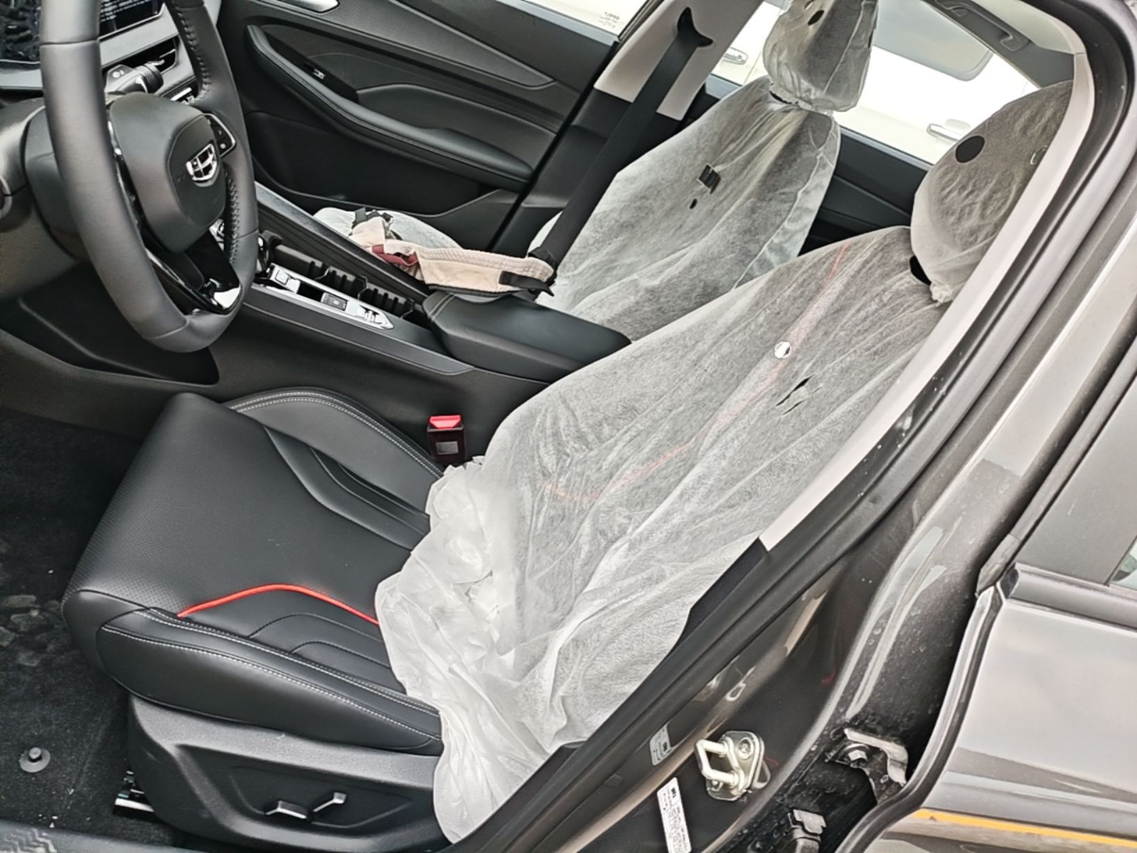 Geely Auto Binray 2024 Binrui COOL 1.5T DCT Longteng Edition — снимка 17