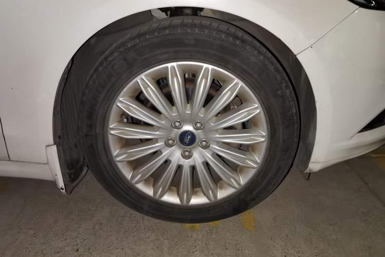 Used Ford Mondeo 2013 2.0L GTDi 200 Luxury Model