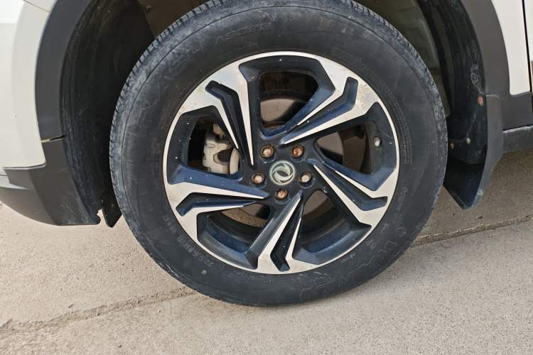 Used Dongfeng Aeolus AX7 2016 1.4T Manual Zhuyue Model