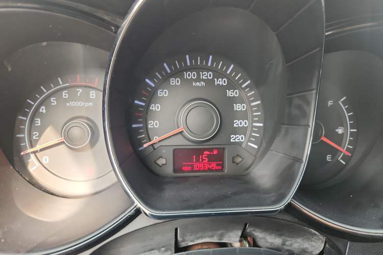 Used Kia K2 2012 Sedan 1.4L MT GLS Commemorative Edition