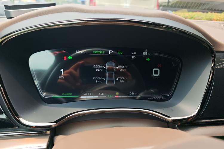 Used BYD Han 2020 DM Four-Wheel Drive Performance Edition Prestige Model Instrument Cluster