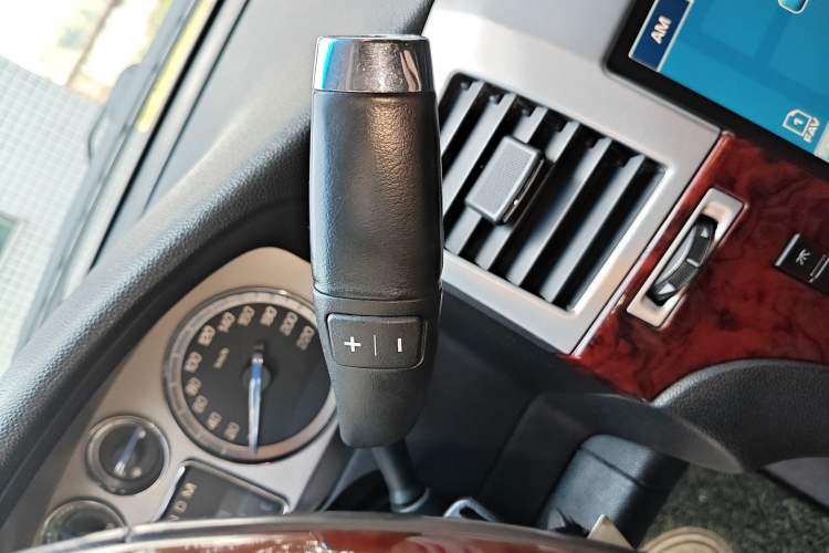 Used Cadillac Escalade 2010 6.0 Hybrid
