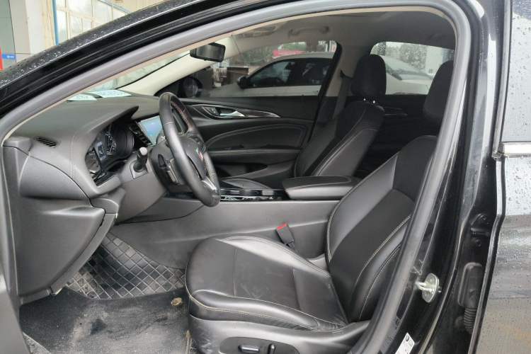 Used Buick Regal 2024 25T Deluxe Edition
