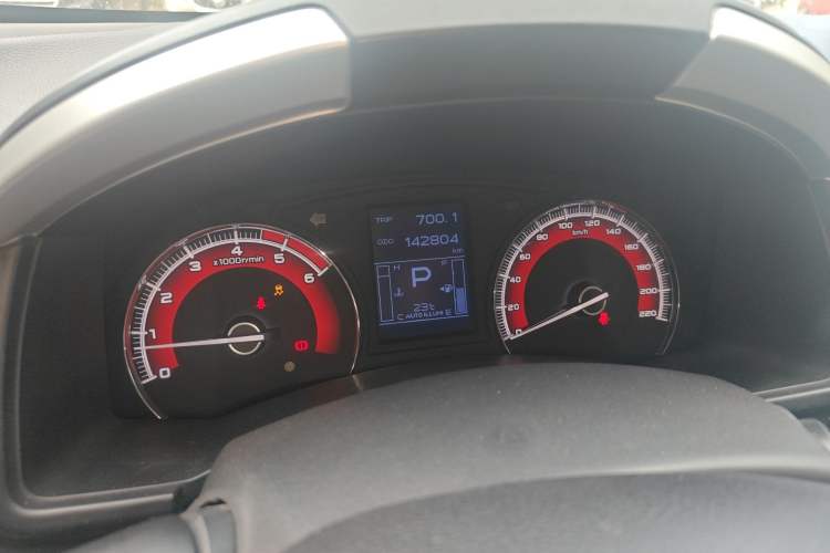 Used Isuzu mu-X 2017 3.0T Four-Wheel Drive Automatic Luxury 7-Seater China V Emission Standard
