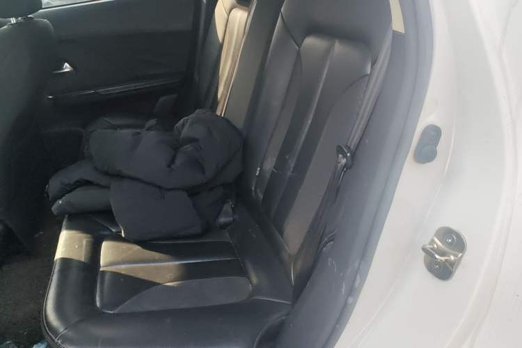 Used ORA iQ 2018 High-Range Version Smart Connectivity Model
