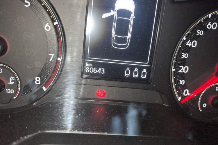 Used Volkswagen Bora 2019 1.5L Automatic Elite Version Odometer Close Up