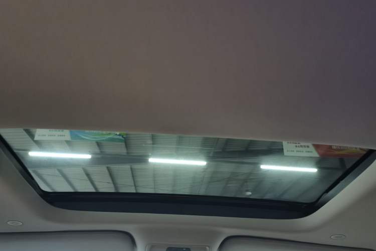 Used Denza D9 2022 DM-i 970 Four-Wheel Drive Prestige Model
