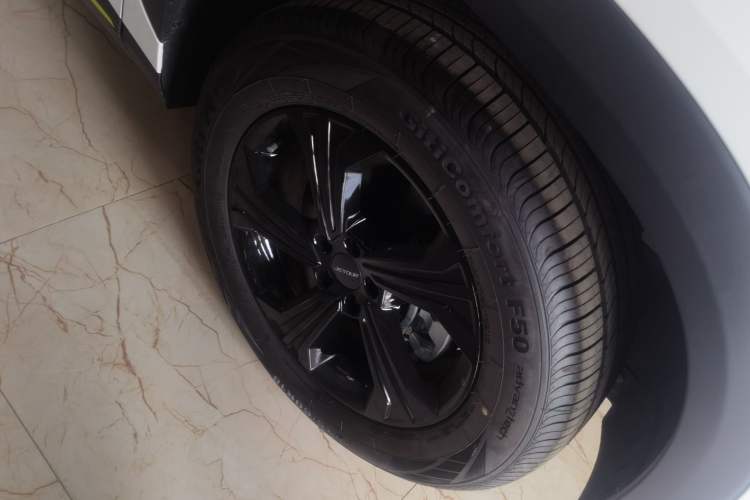 Used JETOUR Dashing 2025 1.5T DCT Youth UP Right Front Wheel Hub