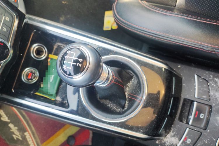 Used Zotye Domy X5 2015 1.5T Manual Luxury Version China IV Standard
