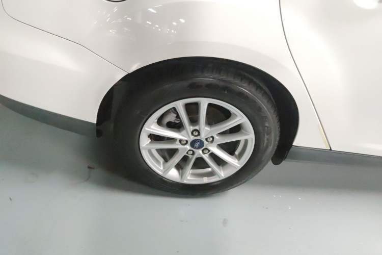 Used Ford Focus 2015 Sedan EcoBoost 180 Automatic Elite Model