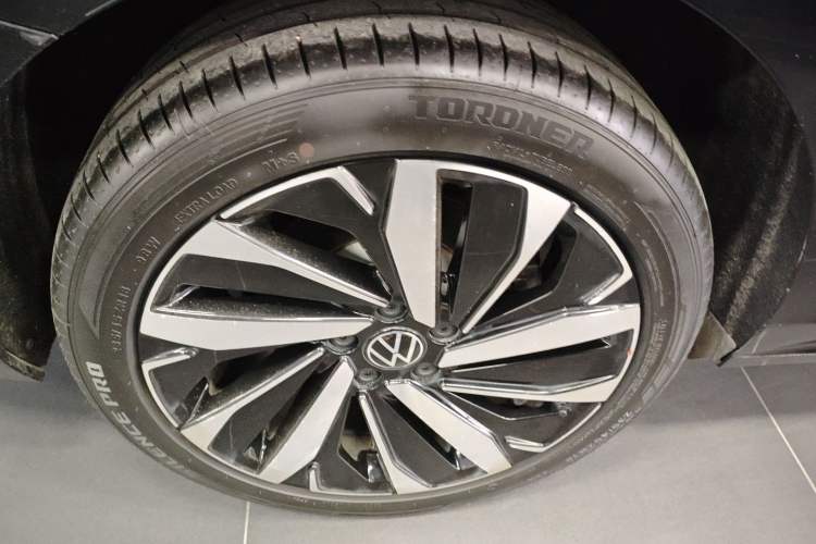 Used Volkswagen Passat 2023 330TSI Luxury Edition