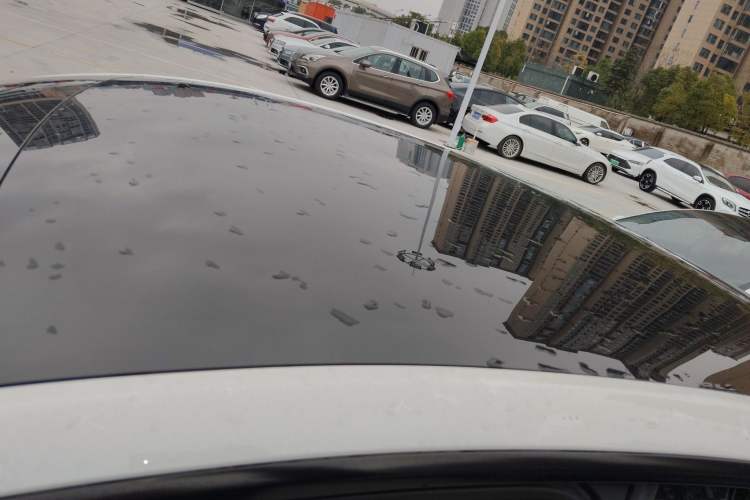 Used Tesla Model Y 2024 Long-Range All-Wheel-Drive Version