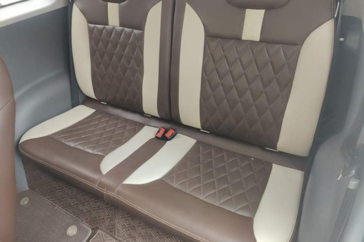 Used CHANGAN NEVO Lumin 2022 210km Sweet Edition Left Rear Seat